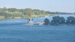 "ОЙ, ПО-НАД ВОЛГОЙ ЛЕСА ЗЕЛЕНЕЮТ".. (Русский хор им. Свешникова))