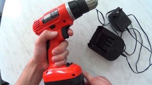 бюджетный шуруповерт Black & Decker с вонючими щетками | Pro Science