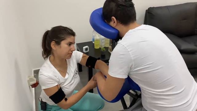 ASMR Massage - Chair massage, best tehniqus from Adriana - Back, head, neck and arms massage смотреть онлайн