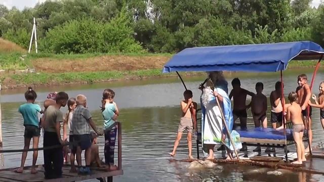 Последний праздник - день НЕПТУНА ,в Средних Карамалах... смотреть онлайн