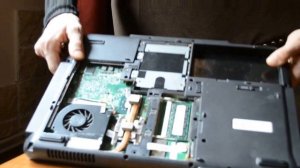 Inside Acer Extensa 5260 -  Hard drive Replace/Upgrade ,Memory Upgrade/Remove