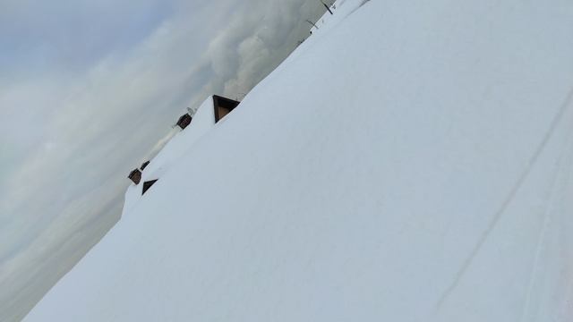Начинаем демонтаж кровли, зимой?)