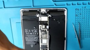 iPad 10.2 (A1701) Disassembly | iPad 10.2 | Noor Telecom