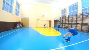 Как научиться бить левой ногой, с помощью игры, на тренировке (СМОТРИМ - ПЕРЕЖИВАЕМ - ЗАВИДУЕМ : )