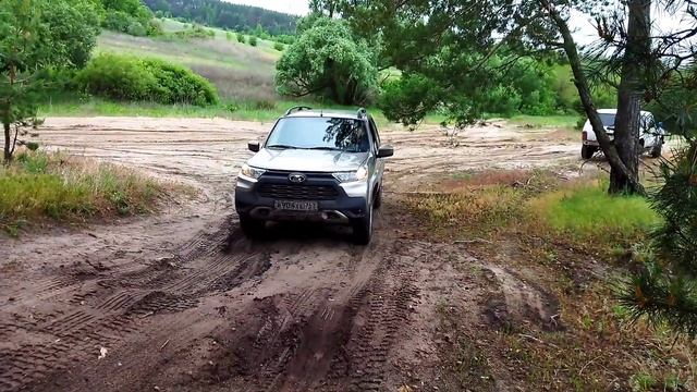 Нива Тревел и злая Нива 3д глазами "пузотëра" смотреть онлайн