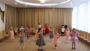 Танец "Маленькая модница". Детский сад. Поздравление на праздник 8 марта