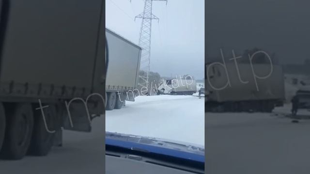 Три человека погибли в ДТП на трассе в Тайшетском районе