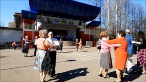 Хороши весной в саду цветочки Клуб ветеранов "Настроение"