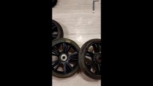 Ремонт детского самоката, замена подшипника и колеса