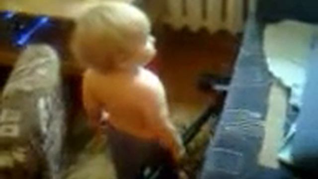 Глеб пылесосит смотреть онлайн