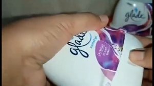 HOW TO USE GLADE SCENTED GEL | Helen & Brian