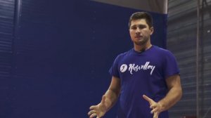 Нападающий удар (атакующий удар) в волейболе.