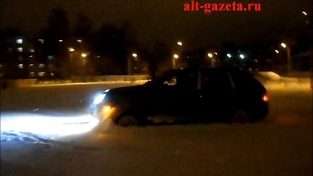 Дрифт на Порше Кайен перед Лаврой [Porsche Cayenne]