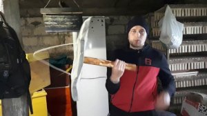 ЧТОБЫ РОЙ НЕ УЛЕТЕЛ С ПАСЕКИ ПОЛЬЗУЮСЬ ТАКИМ ПРИВОЕМ.