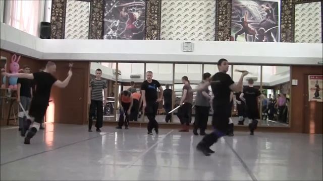 Русские мужики отрываются. Работа шашкой. Ансамбль танца Калинка Новокузнецк Владение шашкой