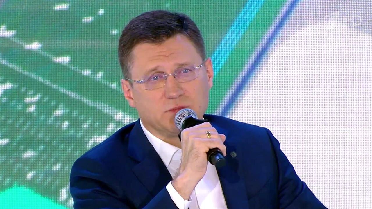 Александр Новак выступил на марафоне 