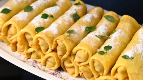 Добавил этот ингредиент в блинчики и они стали особенные! Блинчики на Масленицу с начинкой!