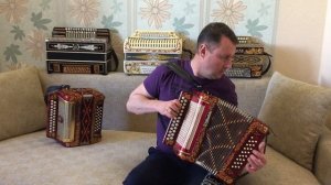 Паша гармонист - Мастеровая гармонь Weltmeister. Душевные мелодии на гармони.