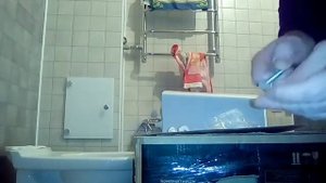 Как собрать сливной бачок унитаза с арматурой Geberit.