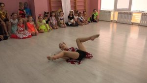 РОМАШКА. Рубан Диана.Танцевальный центр "Виктория",г.Батайск. танец
