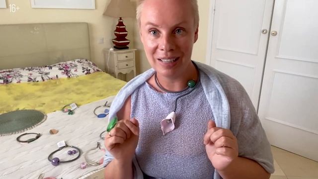 Украшения из муранского стекла в нюдовых оттенках. Пастельная гамма