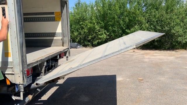 Köp Lastbil Mercedes-Benz Atego 1224 på Klaravik смотреть онлайн