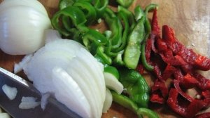 Баклажаны, жаренные со свининой