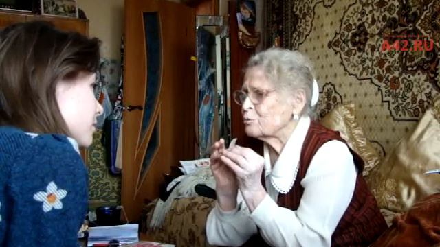 Ровесники города: Больше всего человеку нужно смотреть онлайн