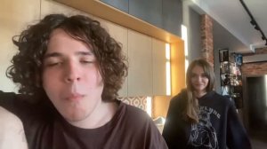 Девушка Жожо ревнует