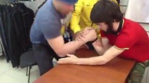 Хучбаров VS Рома Эчеда