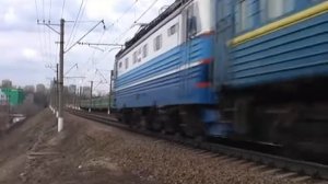 ЭМ2-012 (ЭР2-1084), ЧС2К с поездом Луганск - Москва