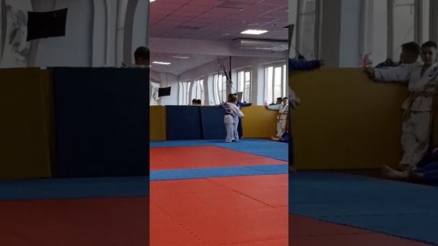 05.02.22 день борьбы, Петя смотреть онлайн