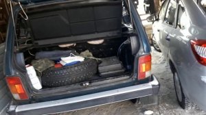 Решение проблемы недержания задней двери нивы на морозе