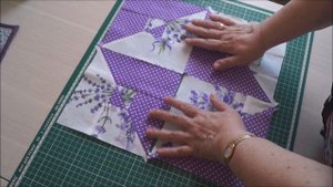 НАВОЛОЧКА В ТЕХНИКЕ ПЭЧВОРК / ИЗ КВАДРАТОВ И ПОЛОСОК