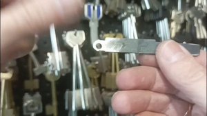 Как сделать выкидные ключи Xiaomi.