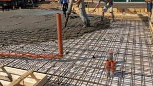 Заливка фундамента – монолитная плита 16*16 м