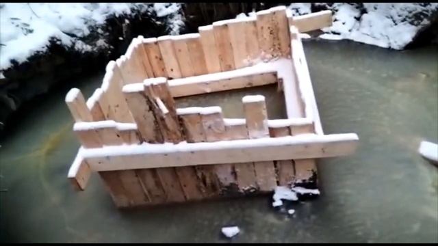 Монтаж септика зимой. Участок с высоким уровнем грунтовых вод #септик #монтажсептика #емкостионлайн