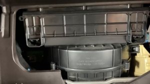How To Change 2019 - 2020 Hyundai Santa Fe Cabin Air filter - Replace Remove Replacement Location