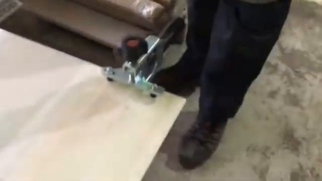 Резка керамогранита большого размера. 300х150 см. смотреть онлайн