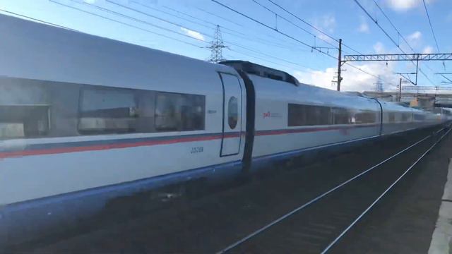 Электропоезд ЭВС1-08 «Сапсан» с поездом №767 "Санкт-Петербург - Москва" смотреть онлайн