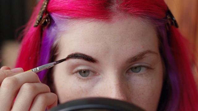 Крашу брови краской Nikk Mole. Окрашивание бровей в домашних условиях. смотреть онлайн