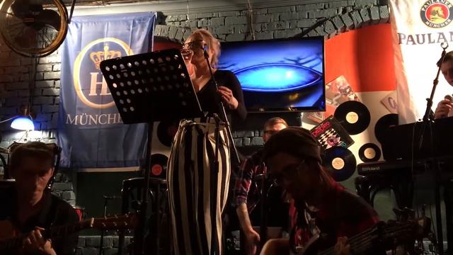 Harat’s pub Томск-Rihanna-We Found Love (cover) смотреть онлайн