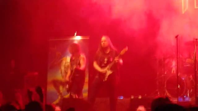 The Coverslaves : Aces high, Live at MaidenFest in Teatria, Oulu, vocals by Erkki Seppänen смотреть онлайн