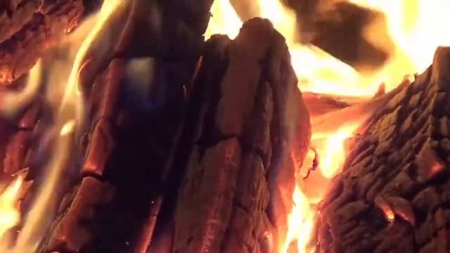 Треск костра. / Звуки костра. / Звуки огня для снятия стресса, расслабления. смотреть онлайн