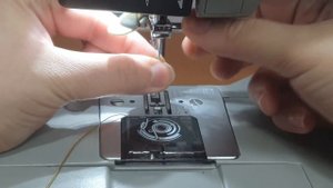 Máquina de Coser Toyota Power FabriQ17 Costura de cuero