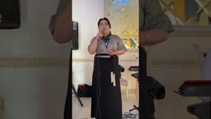 Айшат Гапизова ---