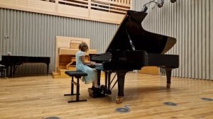 Nela Borowicz  - Berenice Benson Bentley - Drifting Moon, William Coburn  - Frolicky Rollicky Wind