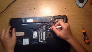 Lenovo G550 замена термопасты.