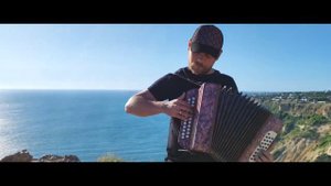 Песня на стихи Николая Туроверова Уходили мы из Крыма