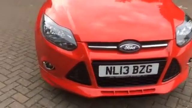 2013 Ford Focus 1.0 Zetec S смотреть онлайн